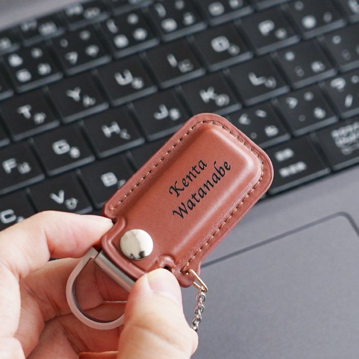 名入れレザーカバーUSBメモリ32GB