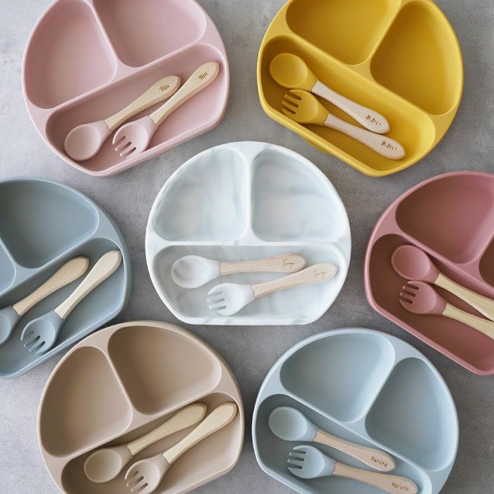 【プレート4点セット】ひっくり返らないベビーシリコン食器