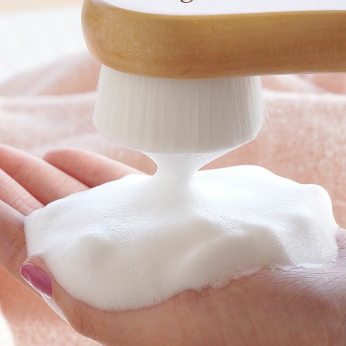 名入れOK！洗顔ブラシ